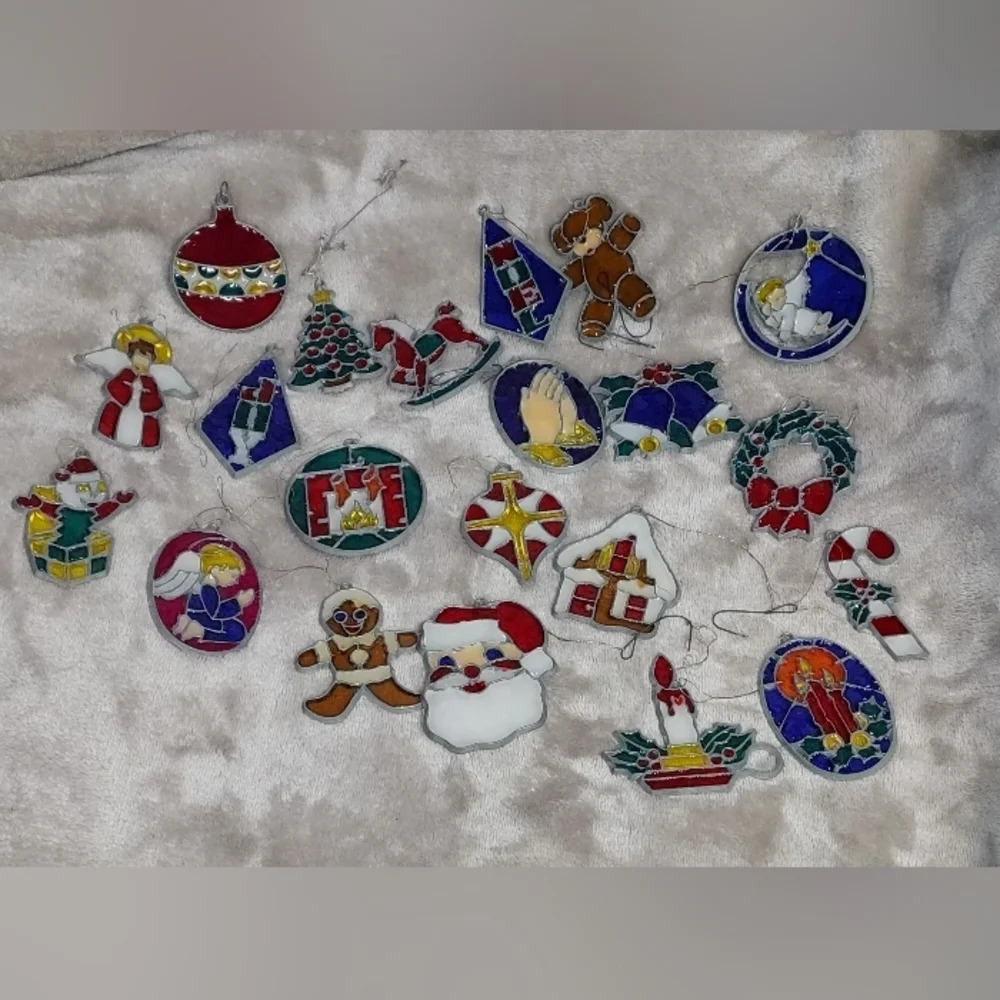Lot of Vintage Leaded Stained Glass Look Christmas Sun Catcher Ornaments